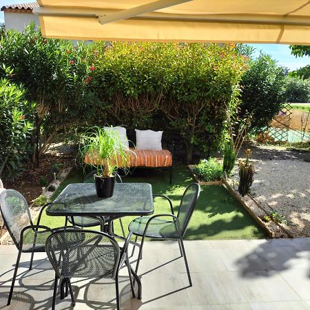 Maison Dans Une Residence De Vacances แกลลาเกอ-เลอ-มองต์เทอร์ ภายนอก รูปภาพ