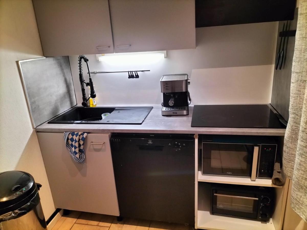 Maison Dans Une Residence De Vacances แกลลาเกอ-เลอ-มองต์เทอร์ ภายนอก รูปภาพ