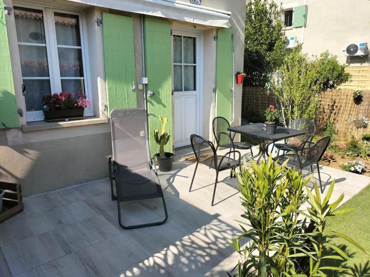Maison Dans Une Residence De Vacances แกลลาเกอ-เลอ-มองต์เทอร์ ภายนอก รูปภาพ