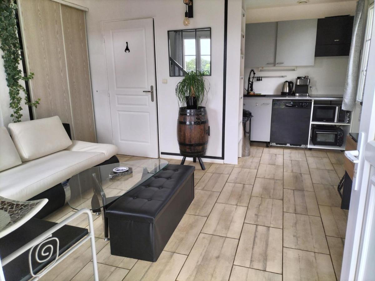 Maison Dans Une Residence De Vacances แกลลาเกอ-เลอ-มองต์เทอร์ ภายนอก รูปภาพ