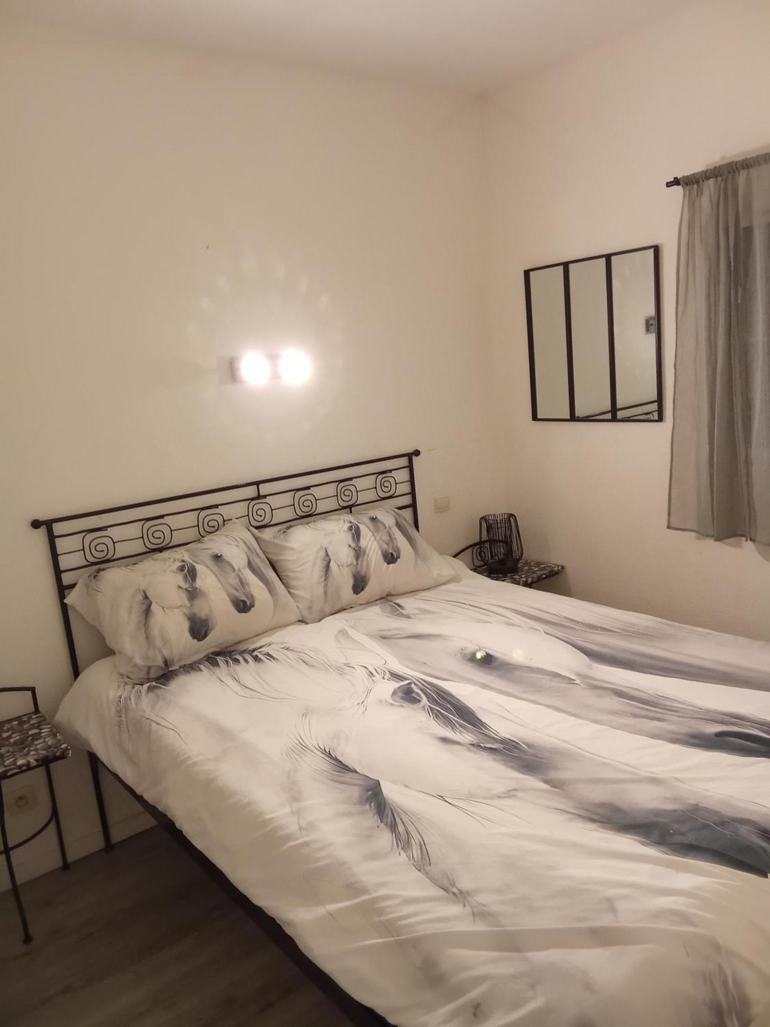 Maison Dans Une Residence De Vacances แกลลาเกอ-เลอ-มองต์เทอร์ ภายนอก รูปภาพ
